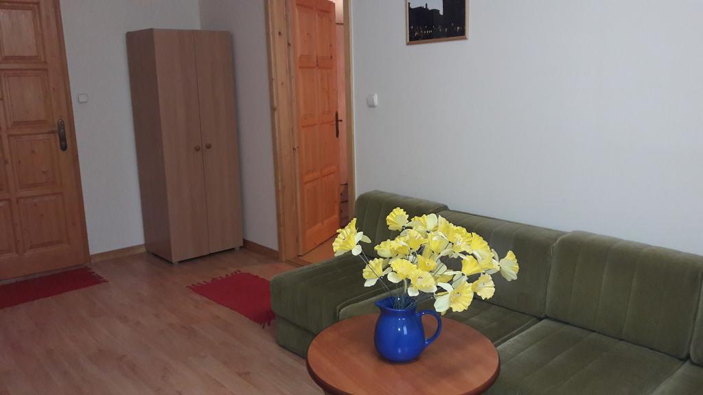 Vecsey Apartman Apartment Егер Екстериор снимка
