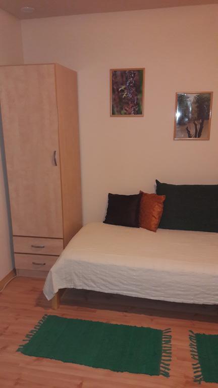 Vecsey Apartman Apartment Егер Екстериор снимка