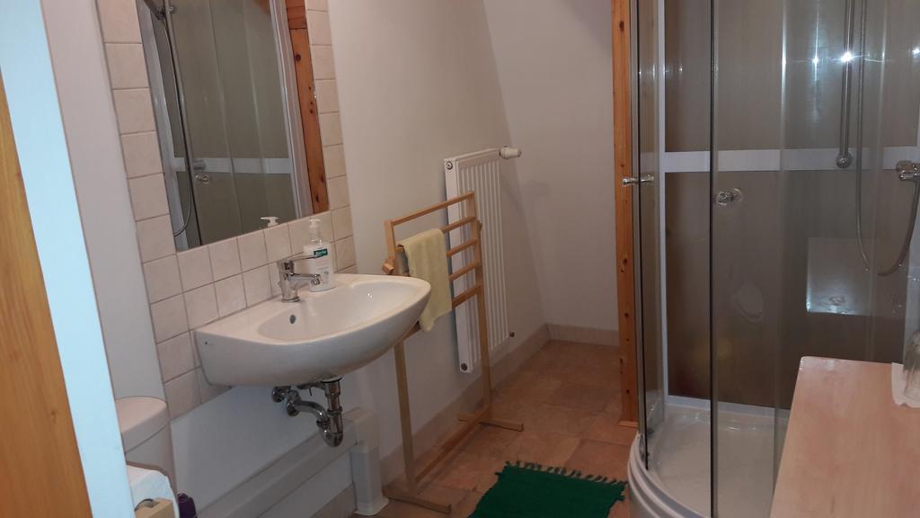 Vecsey Apartman Apartment Егер Екстериор снимка
